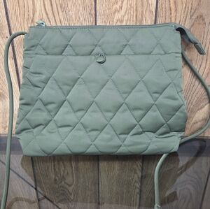 Vera Bradley Quilted Bronze Green Hipster